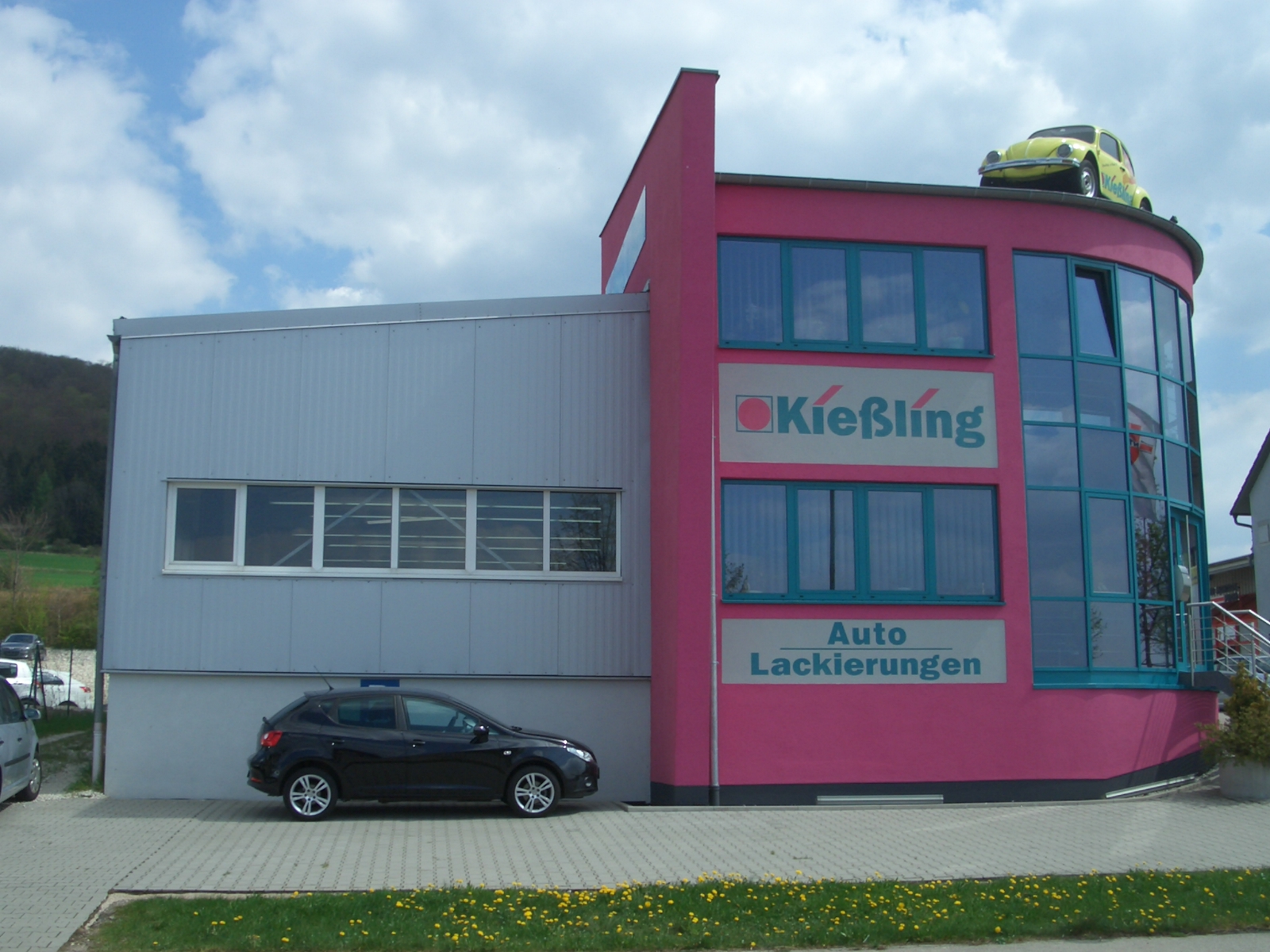 Straßenansicht